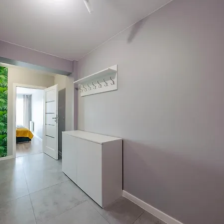 Biala Perla Z Garazem 3 C Perlowa Przystan -