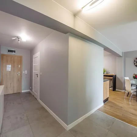 Biala Perla Z Garazem 3 C Perlowa Przystan - * Kołobrzeg