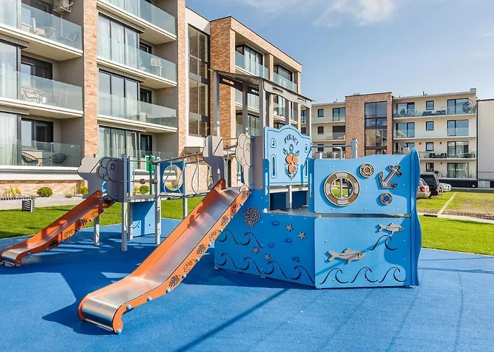 Biala Perla Z Garazem 3 C Perlowa Przystan -